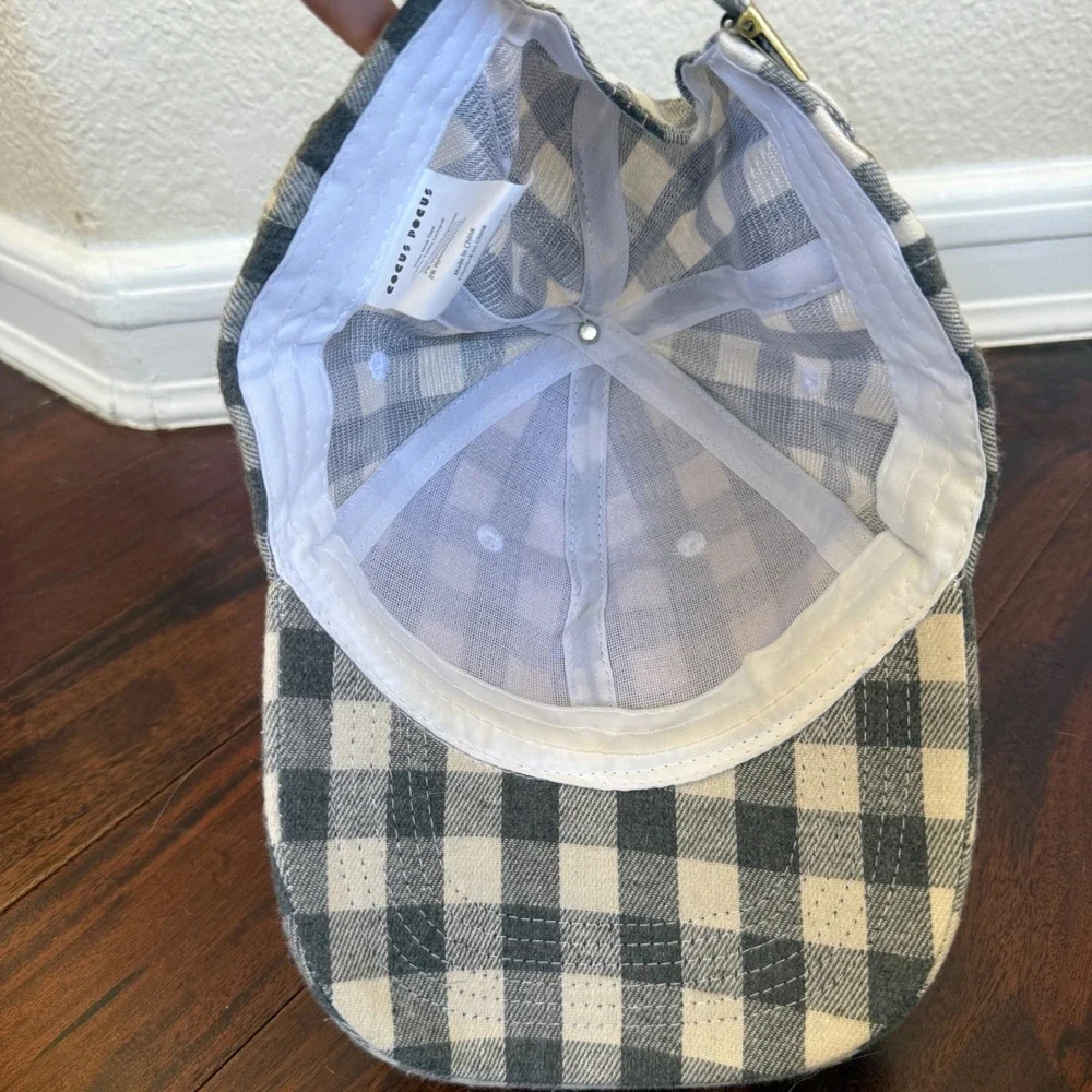 Cocus‎ Pocus Buffalo Plaid Baseball Cap Gray Ivory Dad Hat Adjustable One Size